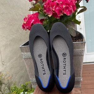 Brand new never been worn Rothy’s